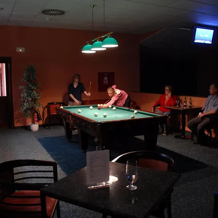 布里斯托宫酒店 4*