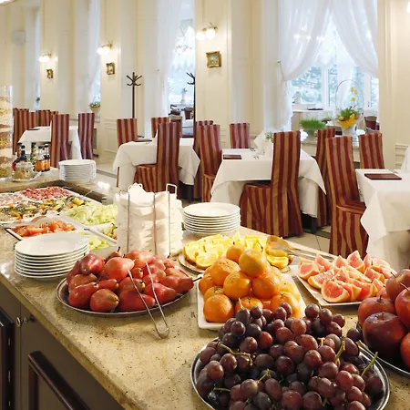 Bristol Palace 4*